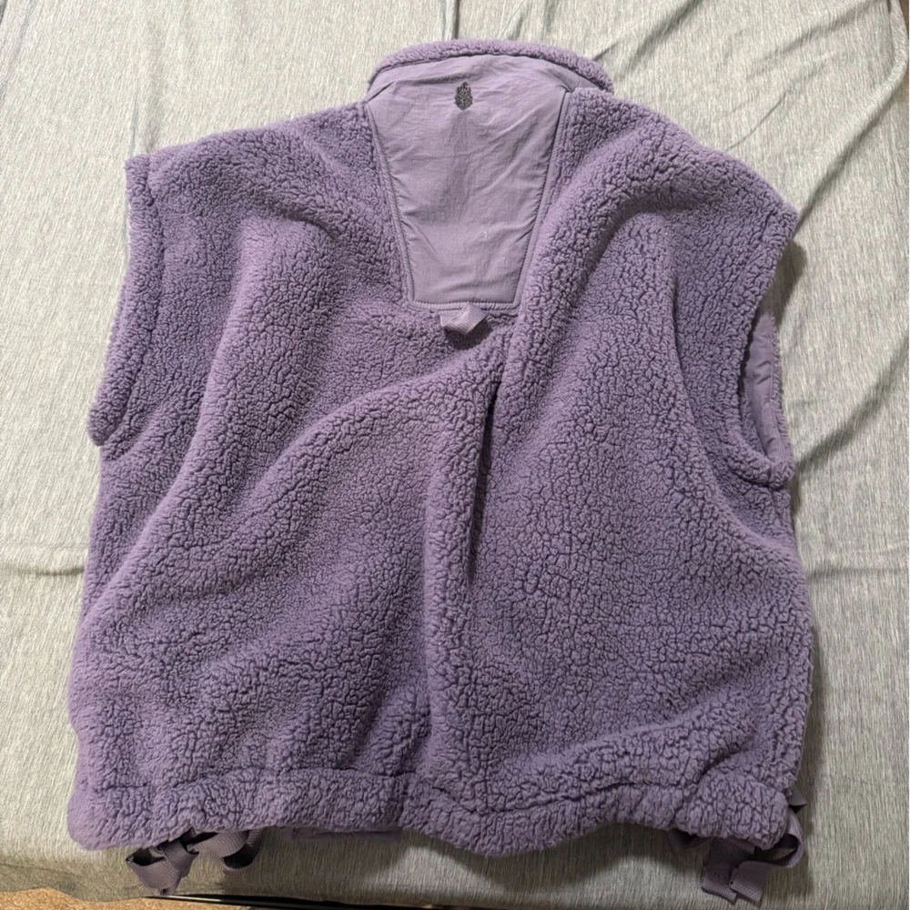 Free People Scout It Out Fleece Vest - Picture 2 of 3